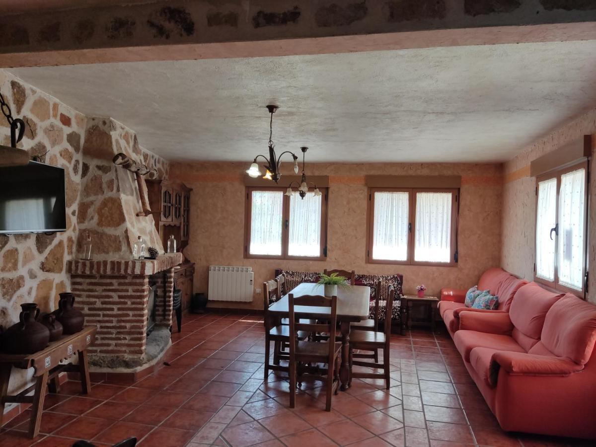 Casa Rural El Pajar Navaluenga Εξωτερικό φωτογραφία